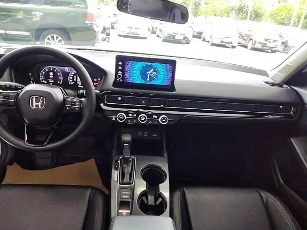 Integra 240 TURBO CVT Tech
