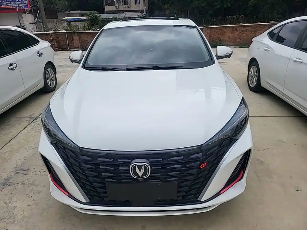 Eado Smooth Enjoyment PLUS Blue Whale NE 1.4 T GDI DCT Distinguished