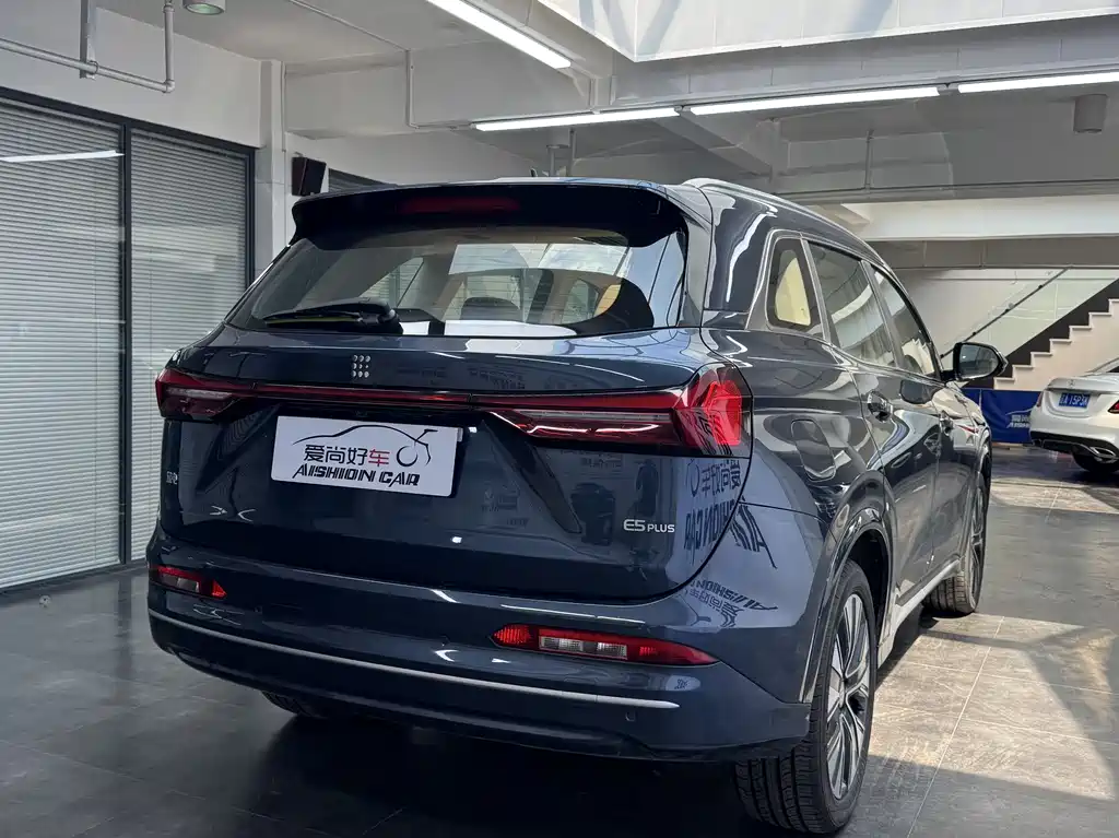 Landian E5 PLUS 蓝电E5 PLUS 2025款 165 km 长续航版 5座