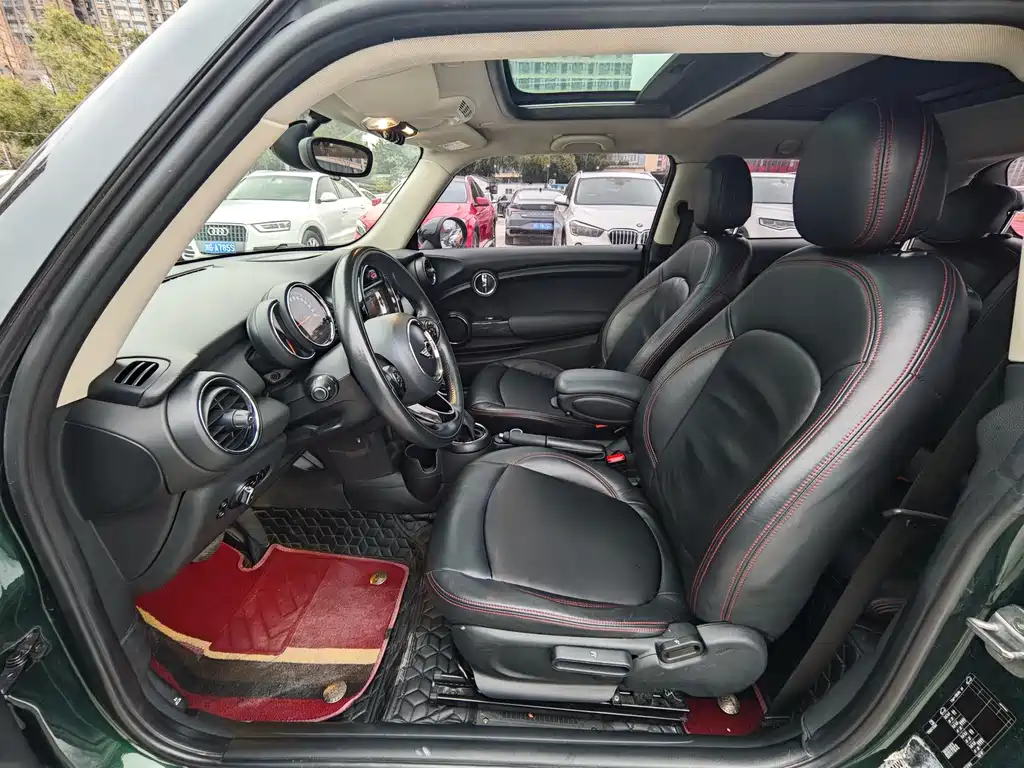 MINI 1.2 T ONE Pioneer