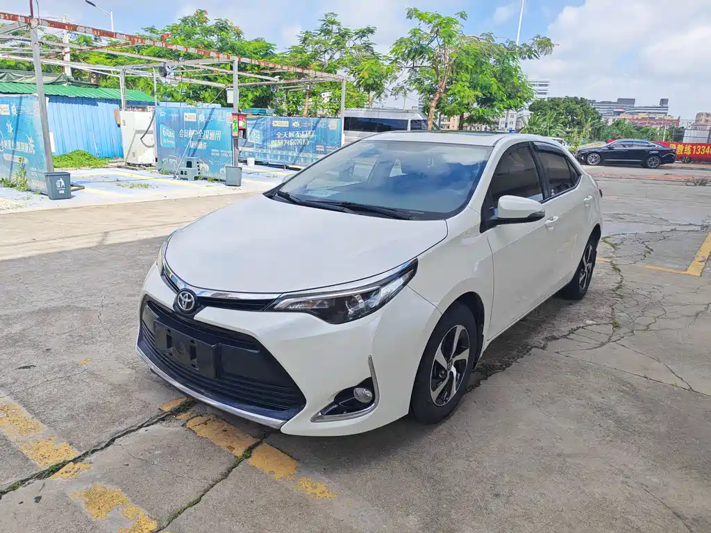 Levin Facelift 185 T CVT Elite CN-V