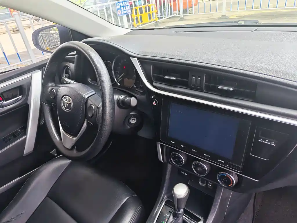 Levin Facelift 185 T CVT Elite CN-V