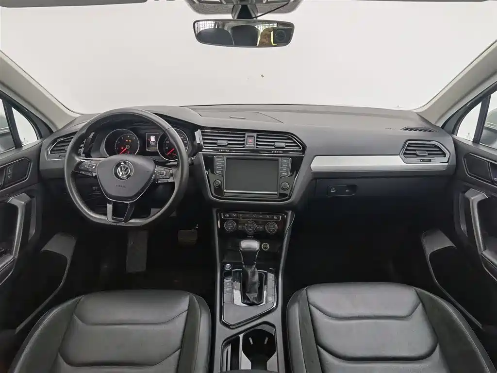 Tiguan L Facelift 330 TSI Auto 2 WD Luxury