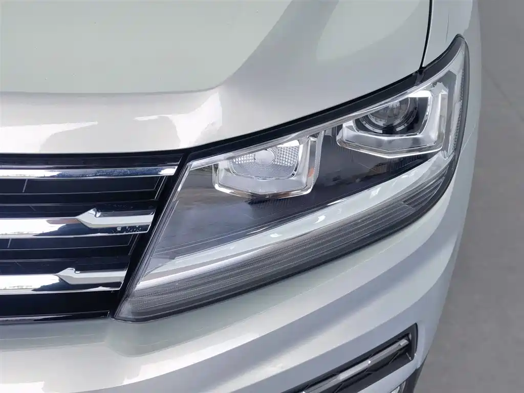 Tiguan L Facelift 330 TSI Auto 2 WD Luxury