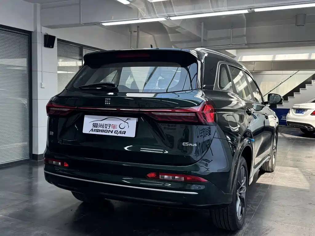 Landian E5 PLUS 蓝电E5 PLUS 2025款 165 km 长续航先享版 5座