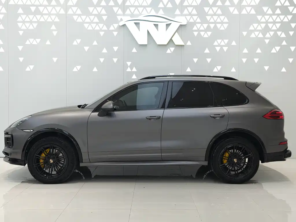 Cayenne Cayenne GTS 4.8 L