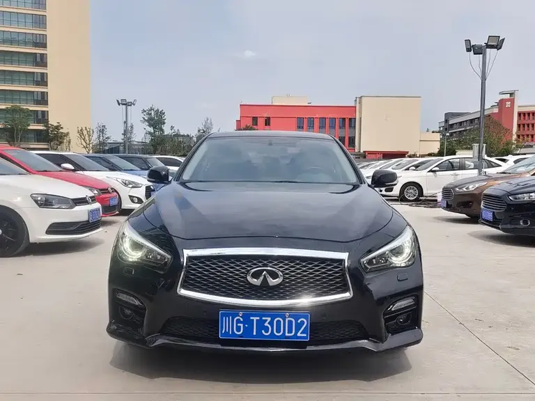 Infiniti Q50 L 2.0 T Joy