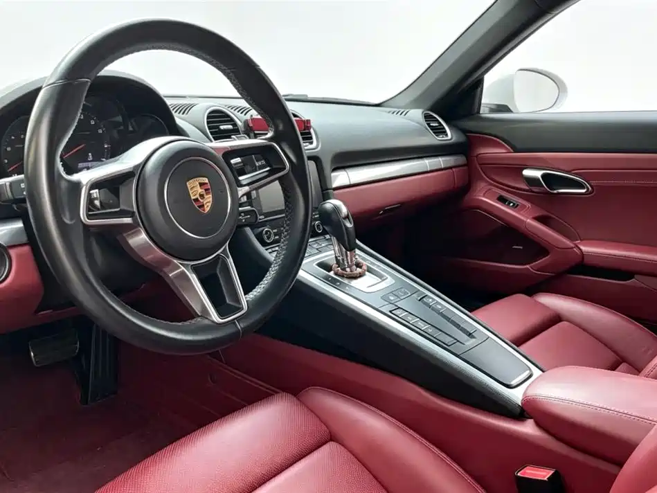 Porsche 718 Cayman 2.0 T