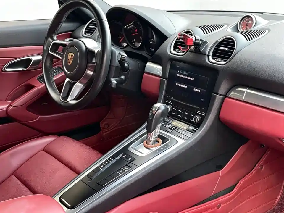 Porsche 718 Cayman 2.0 T