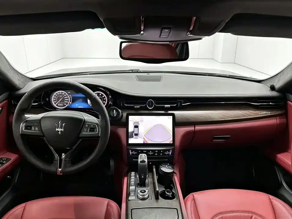 Quattroporte 3.0 T Standard