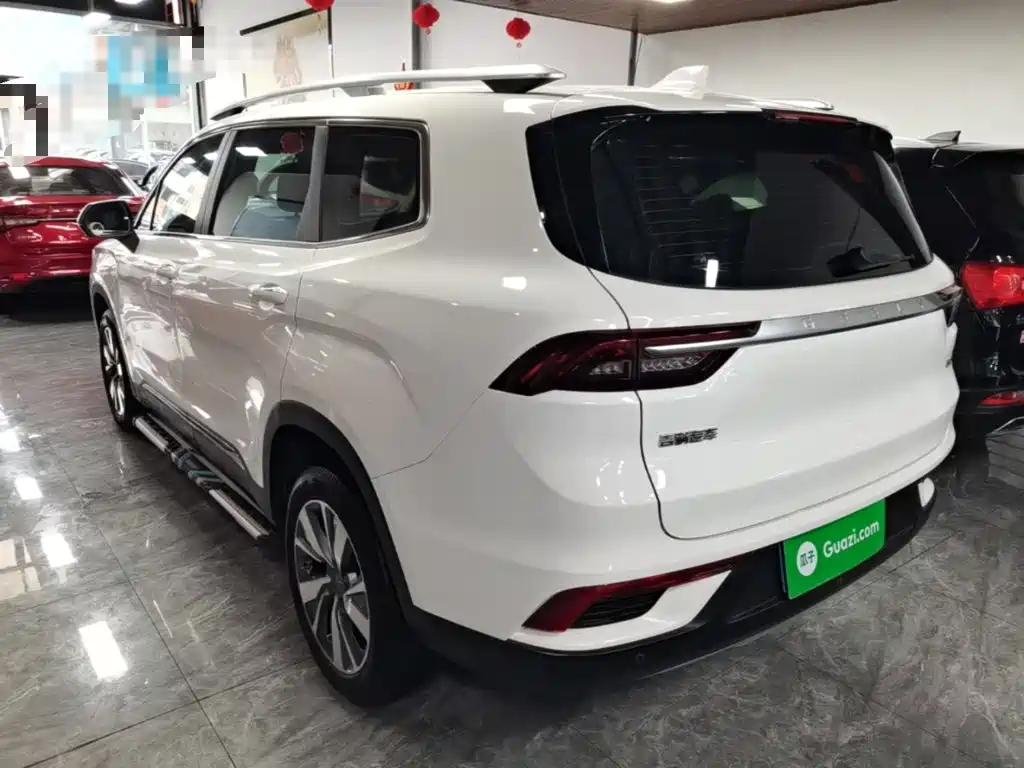 Haoyue 1.8 TD DCT Luxury 7-seat