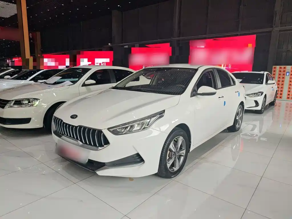 Kia K3 1.5 L CVT New Sharp