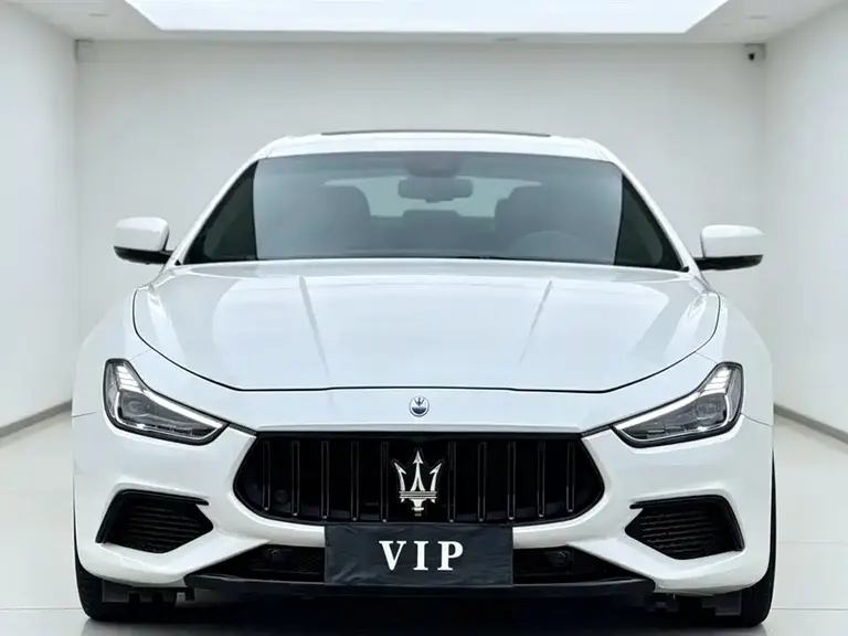 Maserati Ghibli 3.0 T Standard