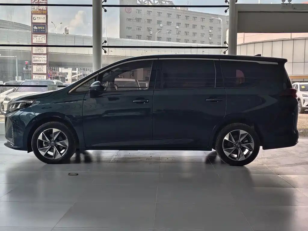 GAC Trumpchi M6 传祺M6 2021款 270 T DCT尊享版（六座）