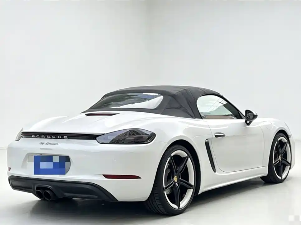 Porsche 718 Boxster 2.0 T