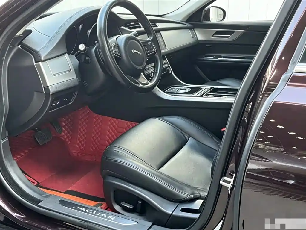 Jaguar XFL XFL 2.0 T 200 PS Elegance