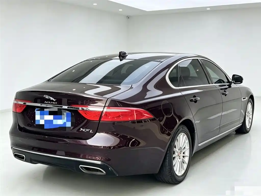 Jaguar XFL XFL 2.0 T 200 PS Elegance