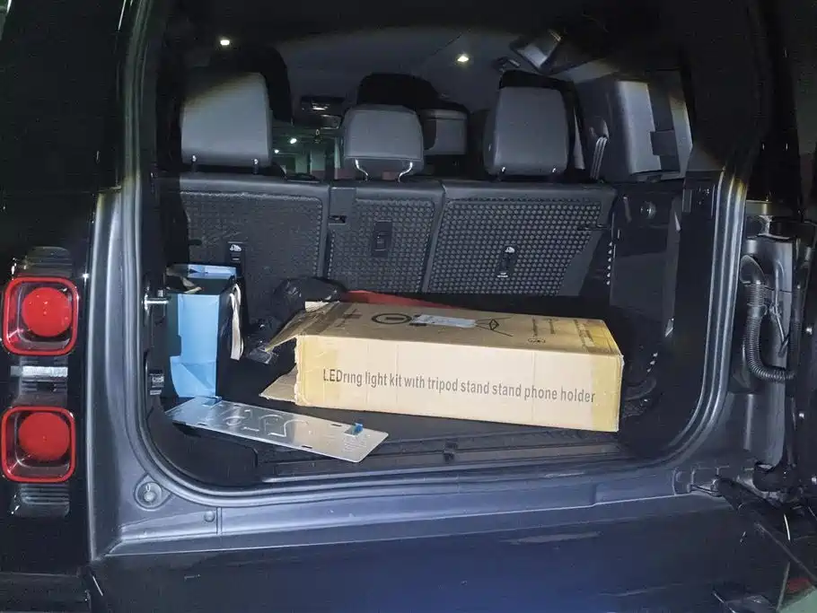 Land Rover Defender Facelift 110 3.0 T P400 X-DYNAMIC HSE