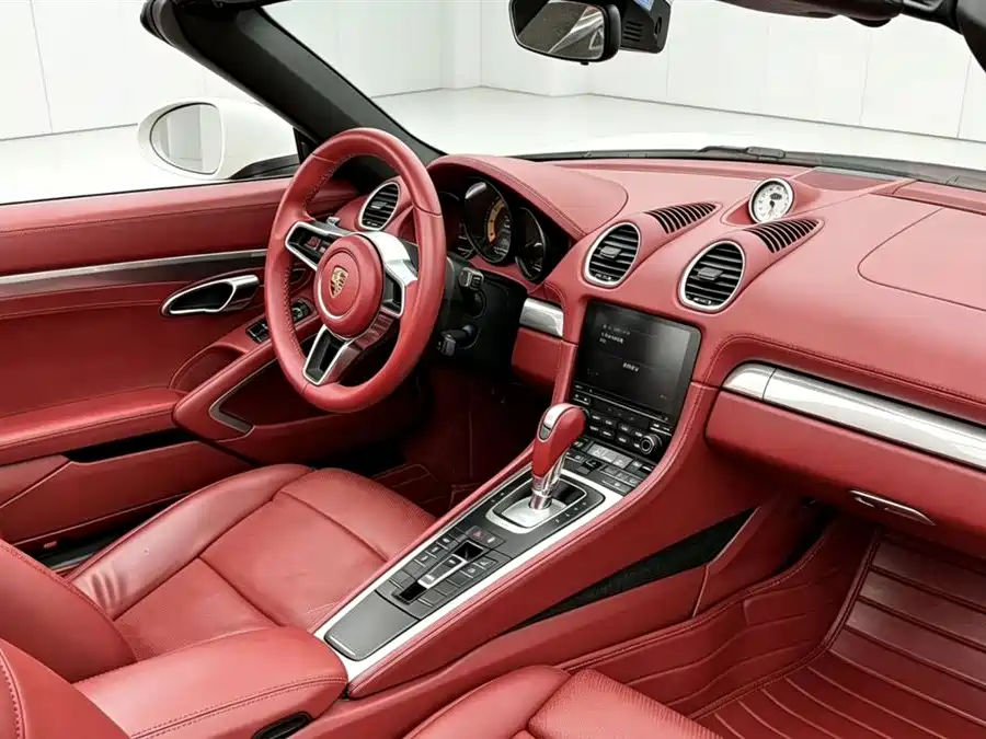 Porsche 718 Boxster 2.0 T