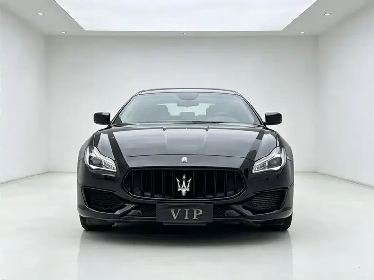 Maserati Quattroporte 3.0 T Standard