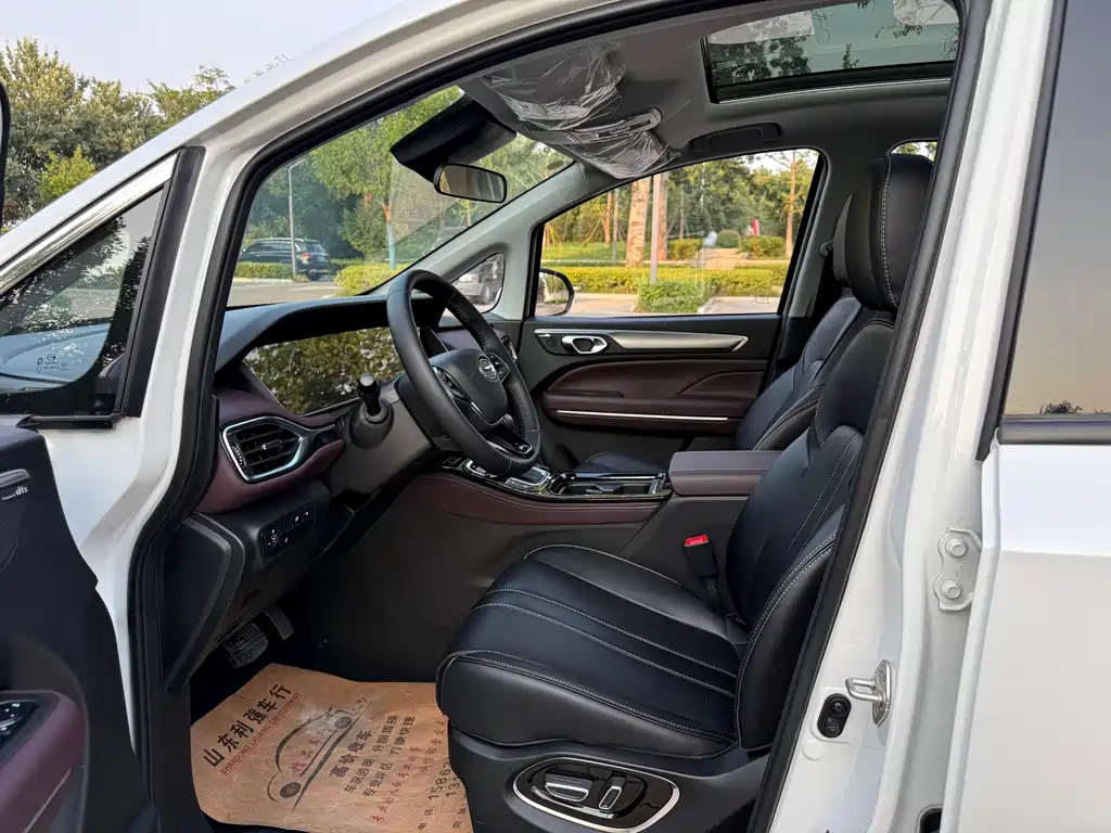 GAC Trumpchi M6 PRO 270 T DCT Premium