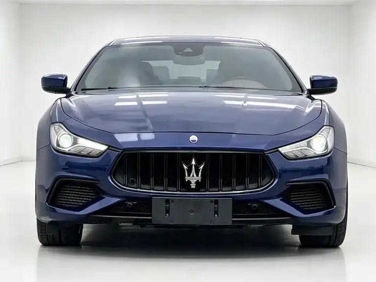 Maserati Ghibli 3.0 T Standard CN-VI