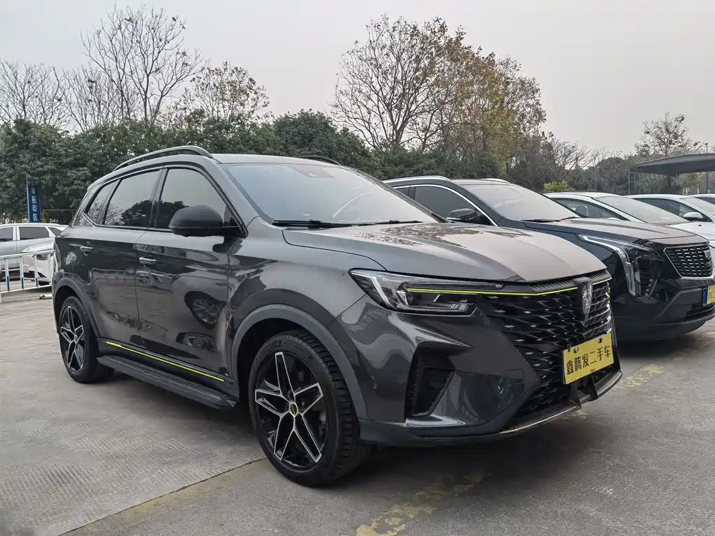 Roewe RX5 PLUS 330 TGI Auto China Style Smart Premium