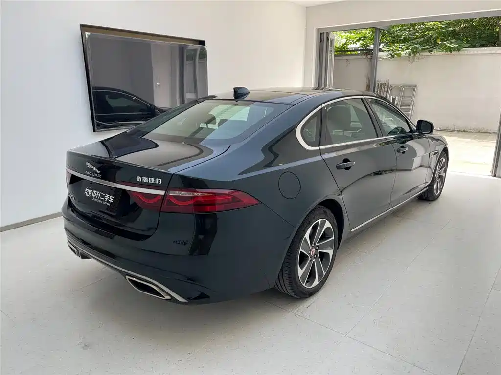 Jaguar XFL XFL 2.0 T P200 2 WD Elite Luxury