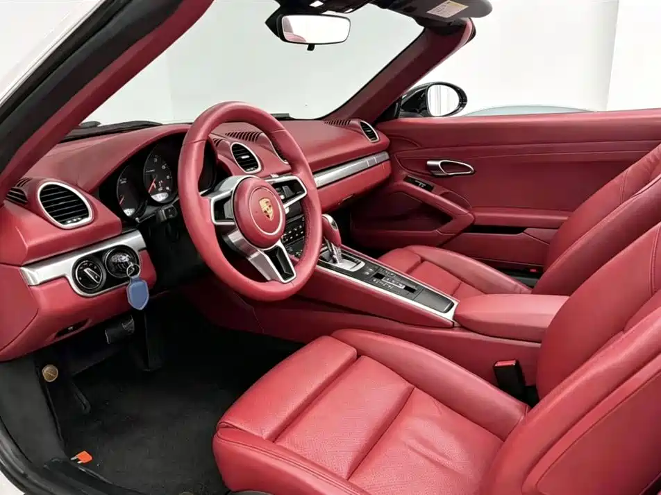 Porsche 718 Boxster 2.0 T