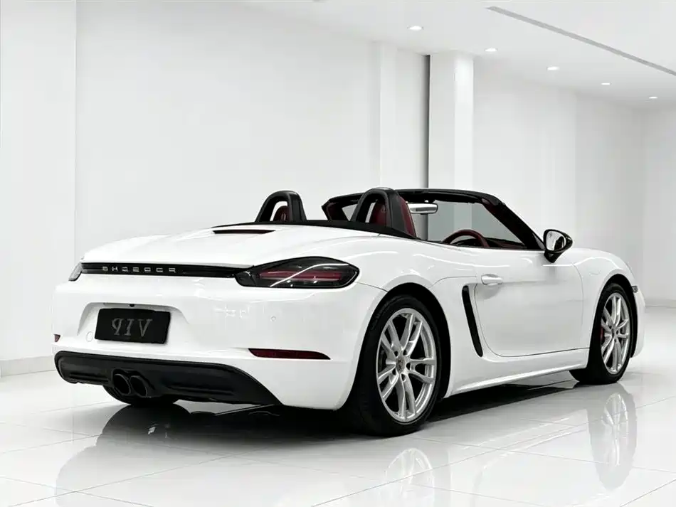 Porsche 718 Boxster 2.0 T