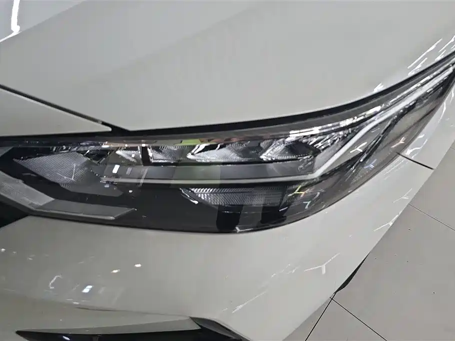 Sylphy 1.6 L XL CVT Joy