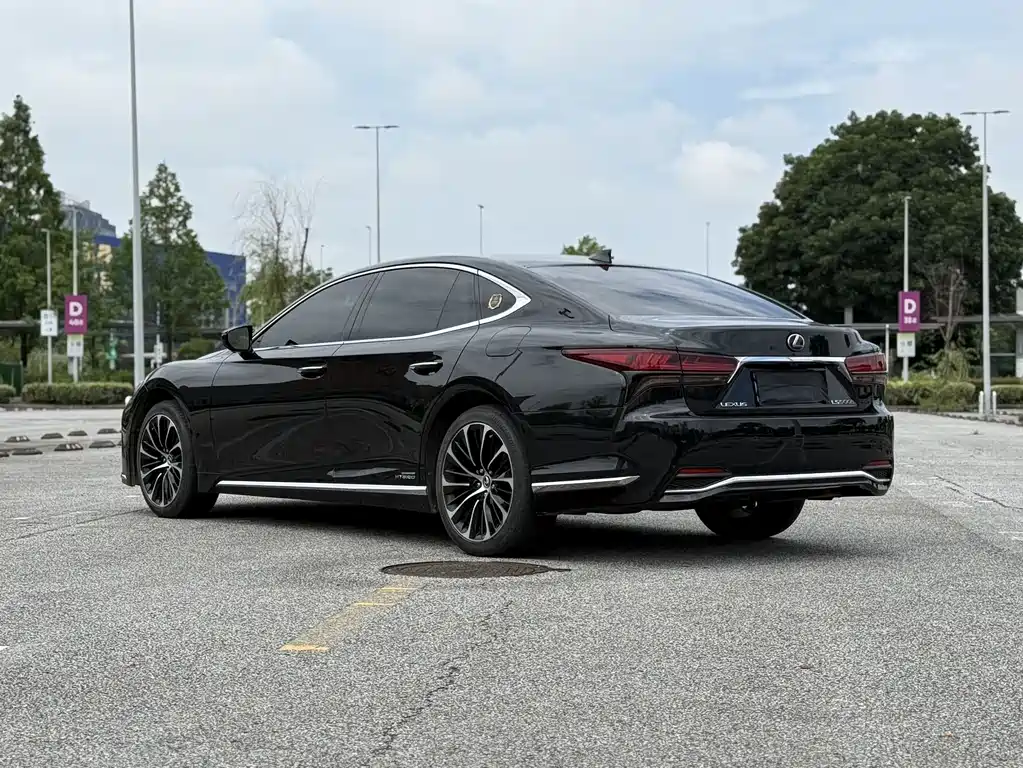 Lexus LS 500 h Executive