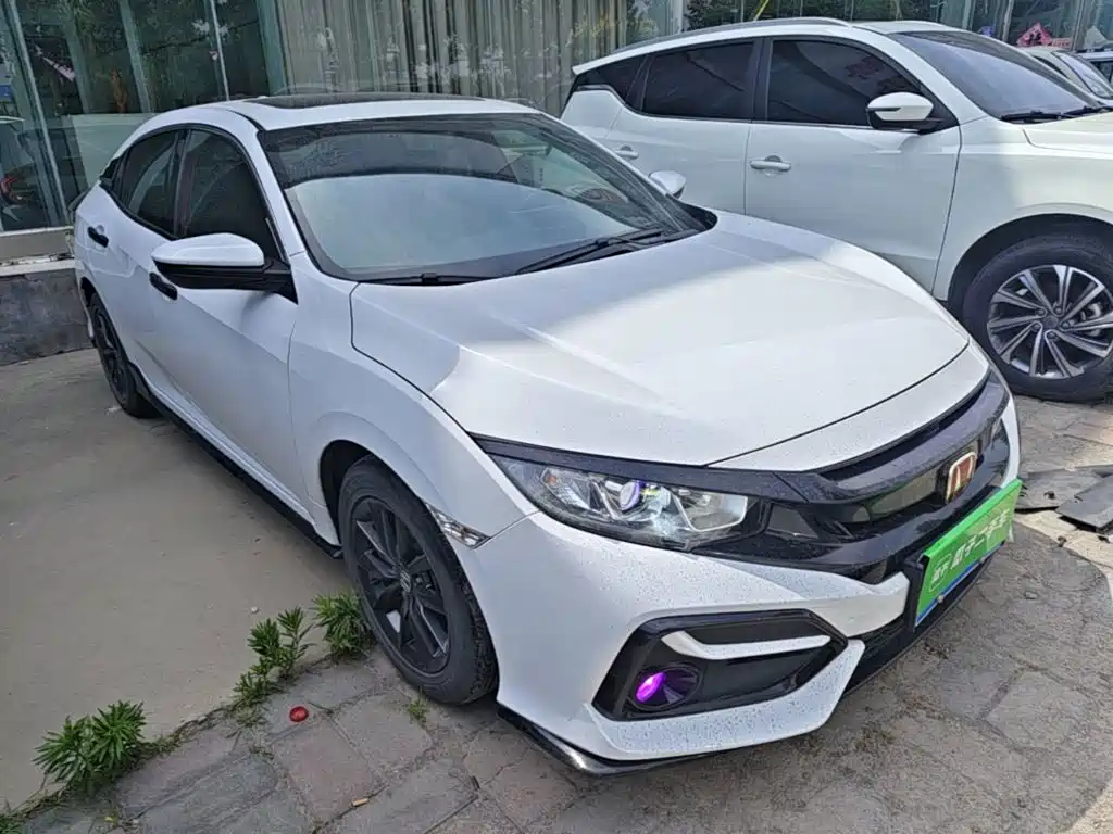 Civic HATCHBACK 220 TURBO CVT New Sharp Control