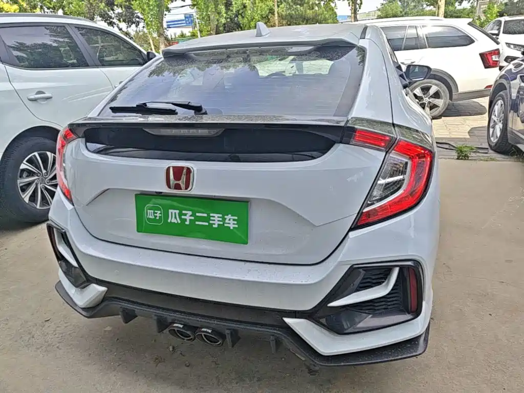 Civic HATCHBACK 220 TURBO CVT New Sharp Control