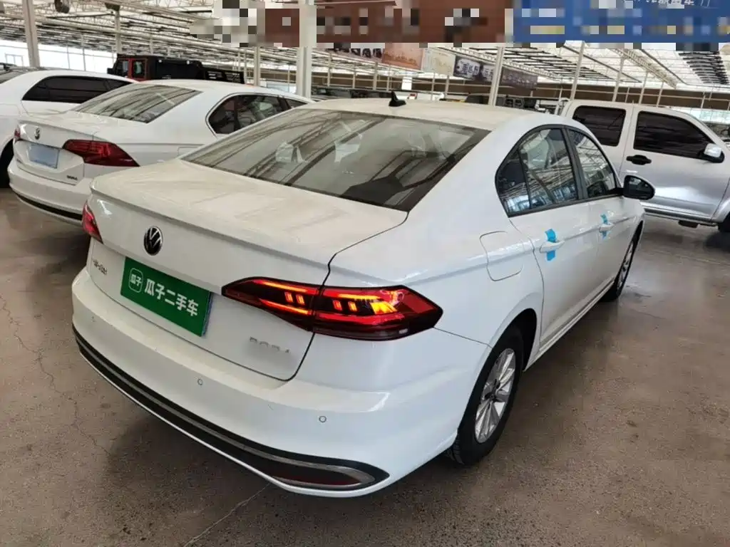Bora 200 TSI DSG Smooth Travel