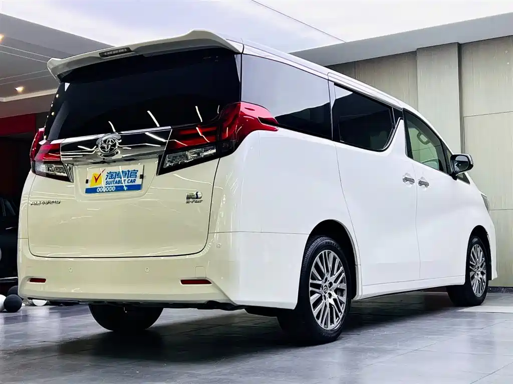 Alphard 3.5 L Distinguished