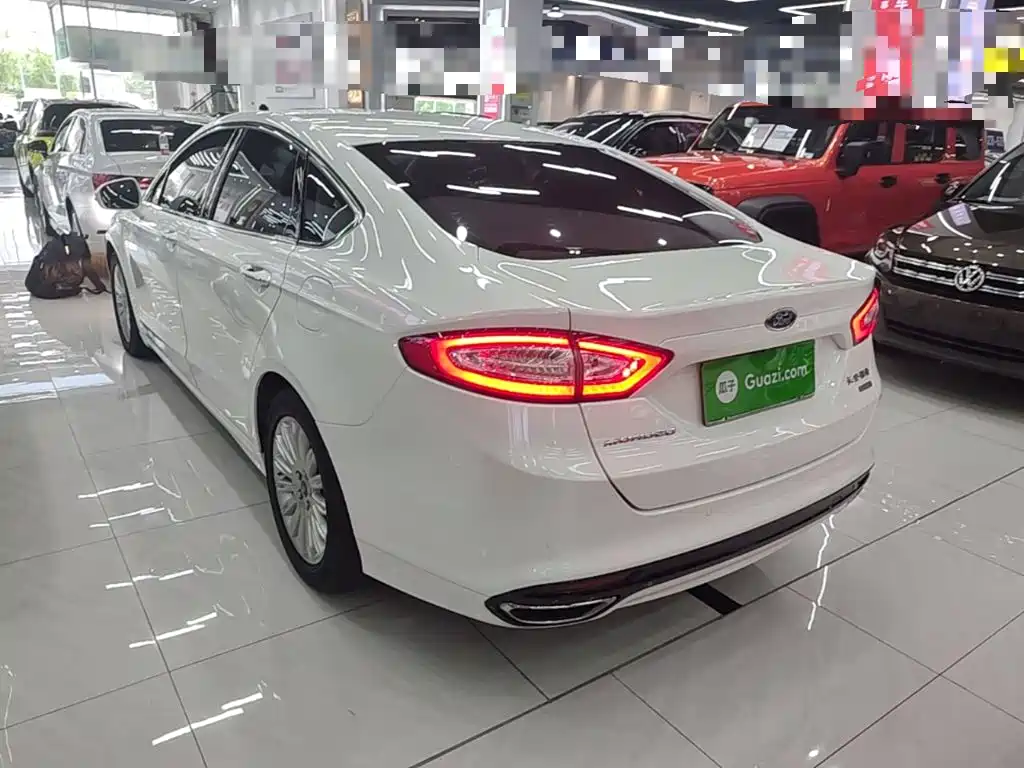 Mondeo 2.0 L GTDi200 Luxury