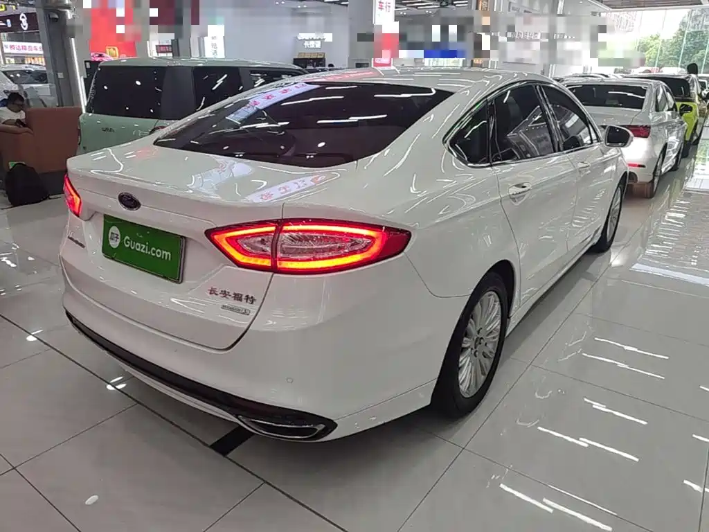 Mondeo 2.0 L GTDi200 Luxury