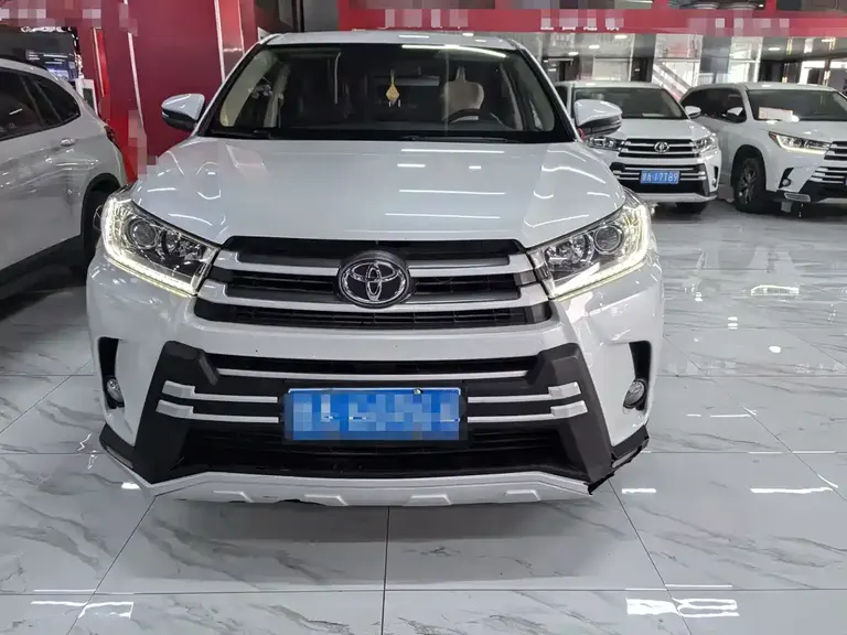 Toyota Highlander 2.0 T 4 WD Elite 7-seat