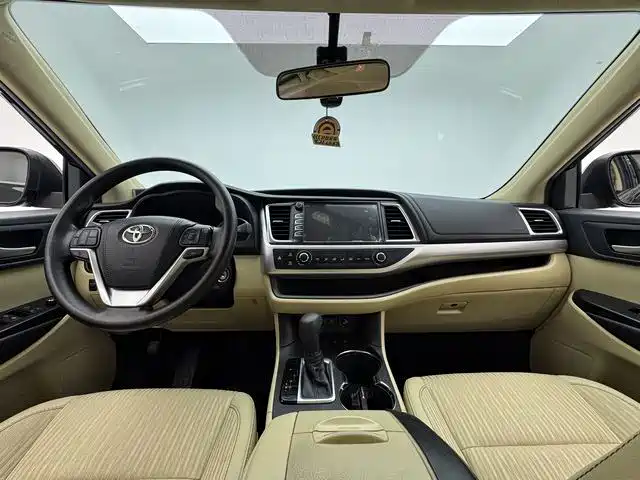 Highlander 2.0 T 4 WD Elite 7-seat CN-VI