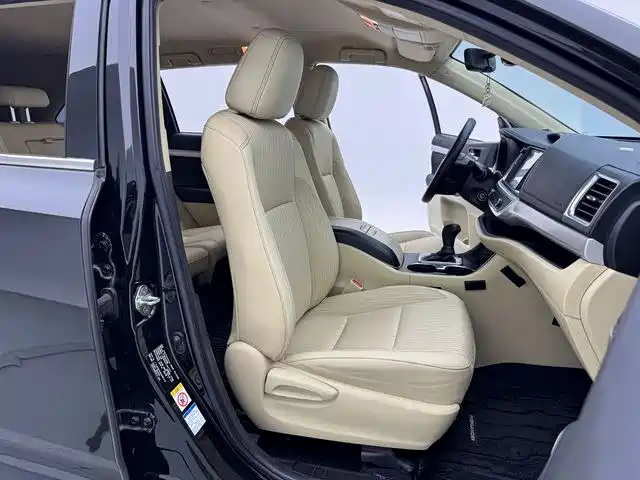 Highlander 2.0 T 4 WD Elite 7-seat CN-VI