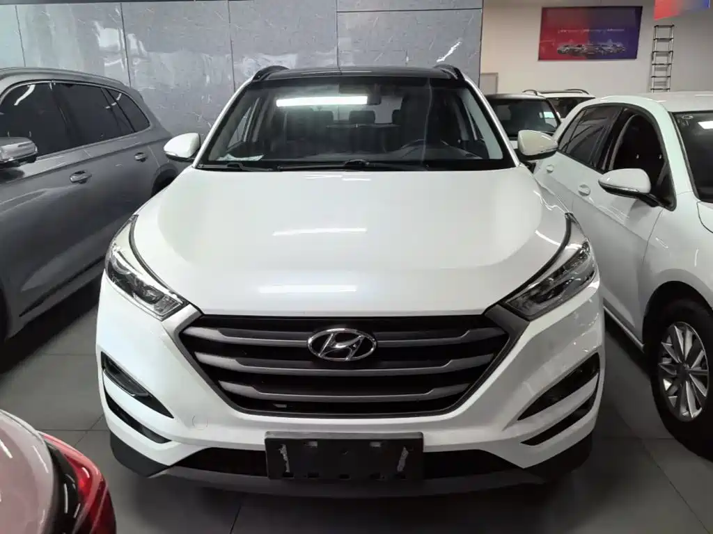 Tucson 1.6 T DCT 2 WD Leading
