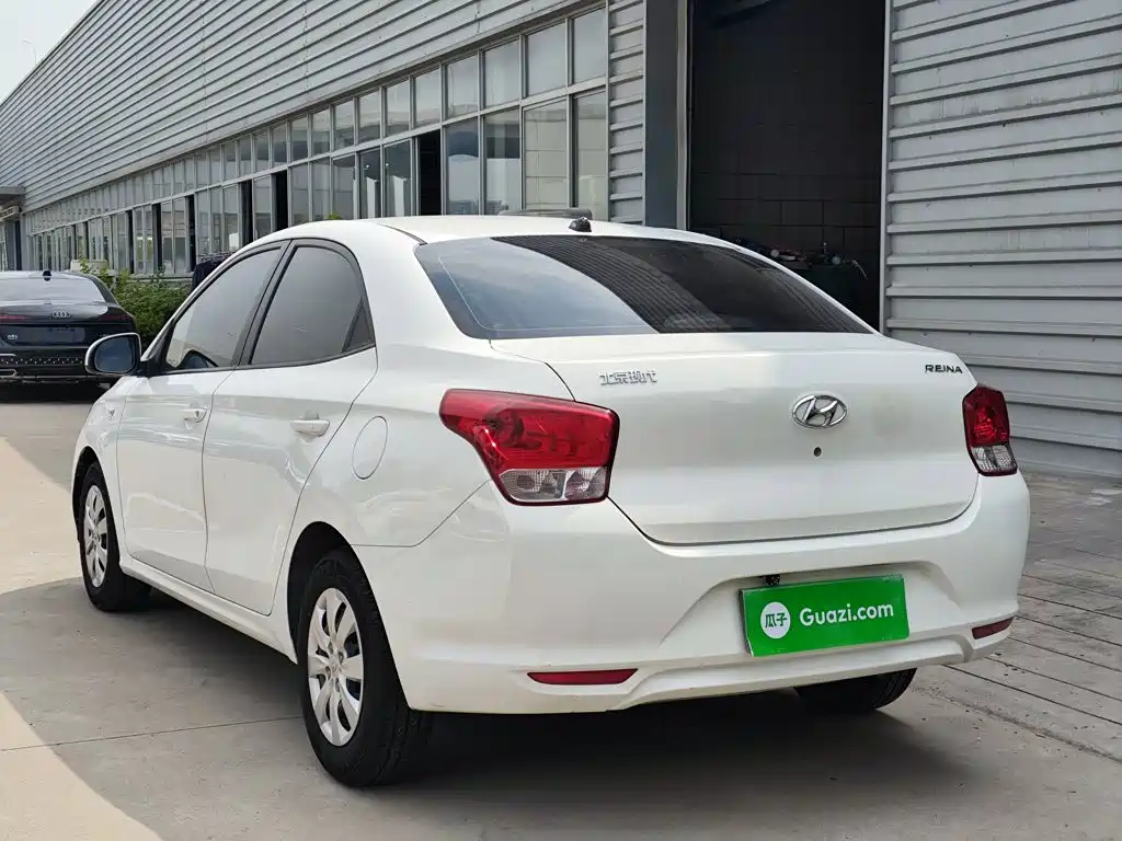 Accent 1.4 L Manual Refreshed CN-VI
