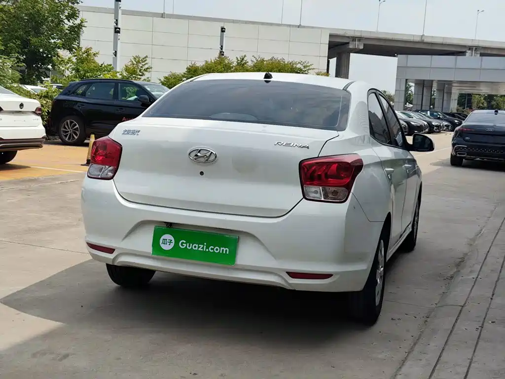 Accent 1.4 L Manual Refreshed CN-VI