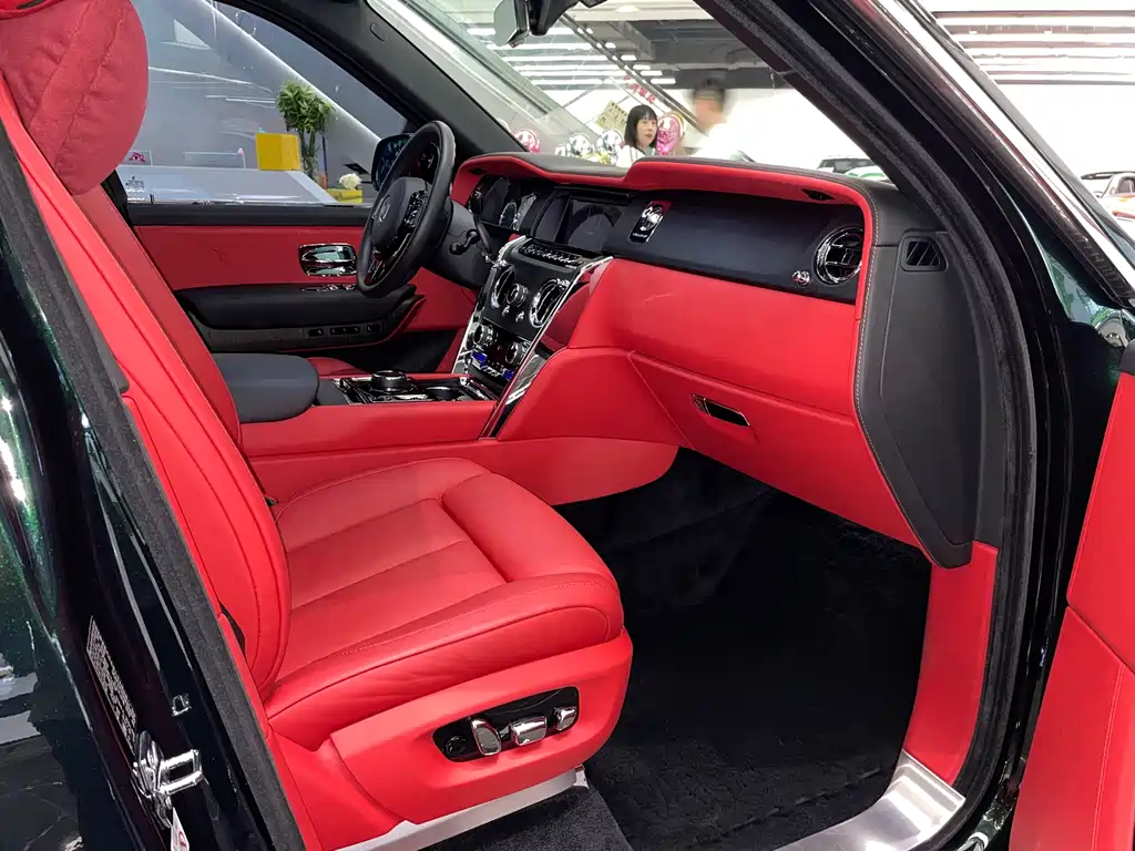 Cullinan 5-seat