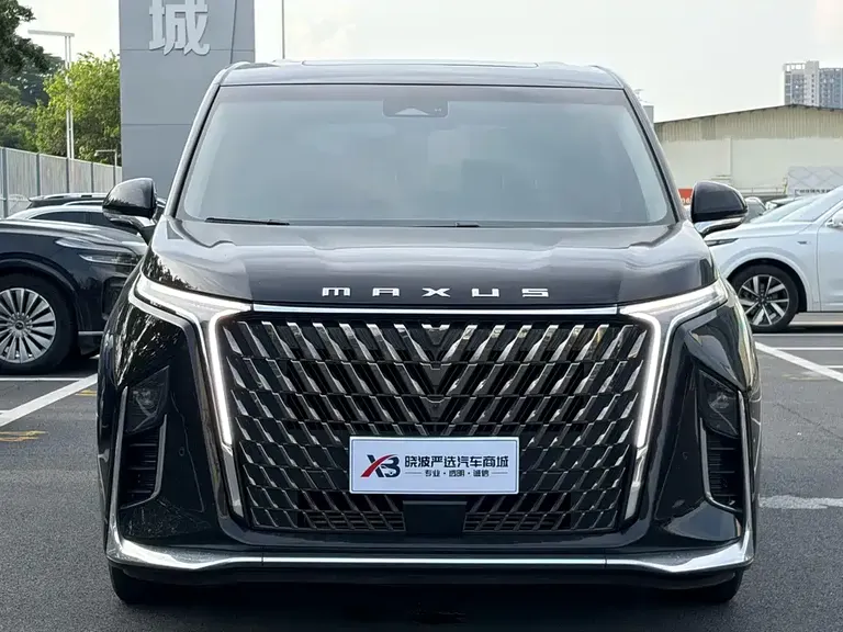 Maxus G90 大通G90 2023款 2.0 T 星河七座版