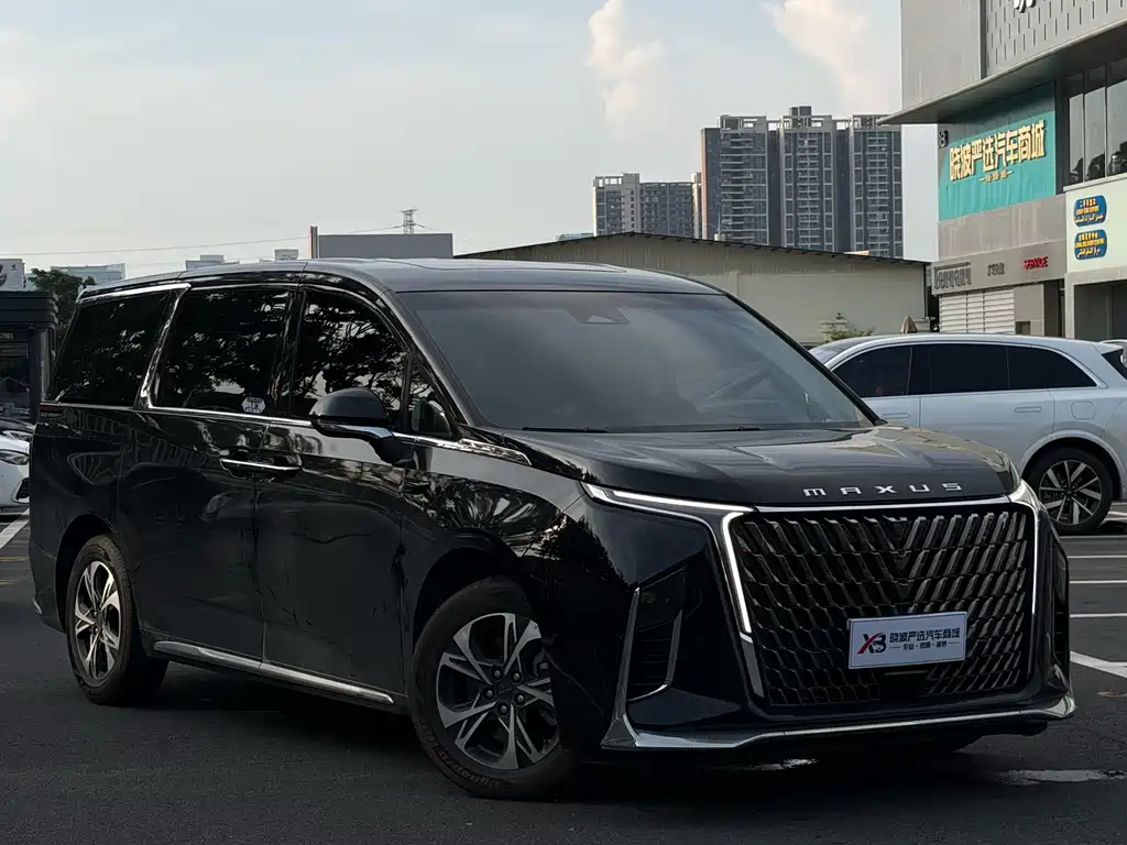 Maxus G90 大通G90 2023款 2.0 T 星河七座版