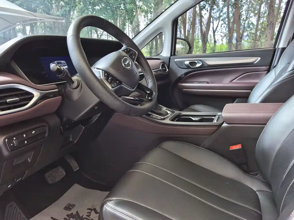 GAC Trumpchi M6 PRO 270 T Auto Luxury
