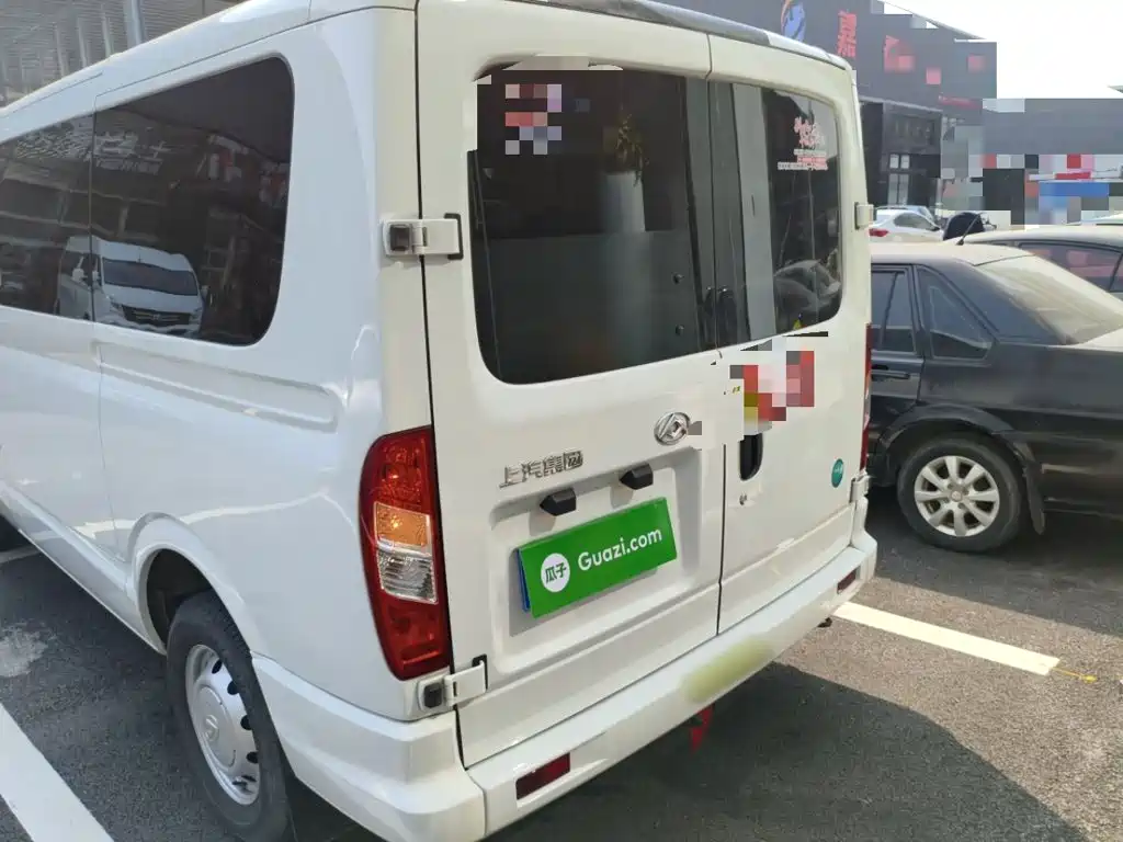 Xintu V80 2.0 T Manual Classic Aoyuntong SWB Super Low Roof 5 6-seat