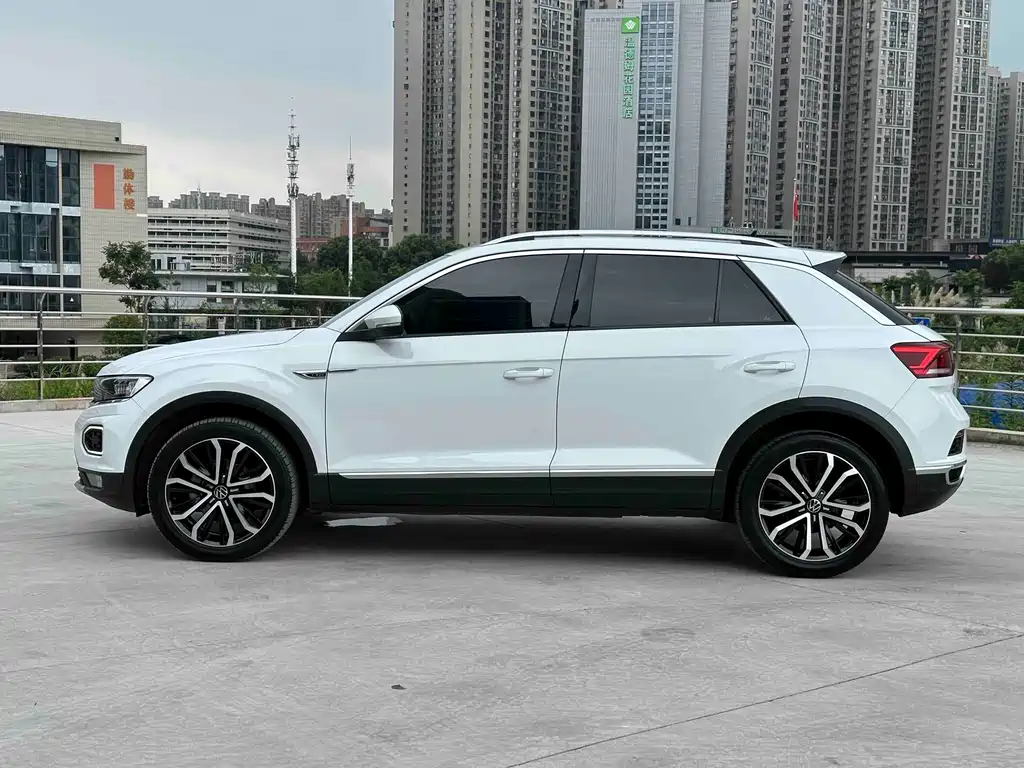 T-ROC 280 TSI DSG 2 WD Comfort Enjoyment PLUS